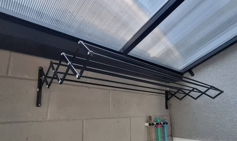 VARAL SANFONADO DE PAREDE COM 10 VARETAS